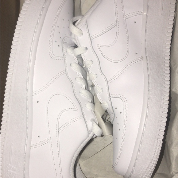 poshmark air force 1